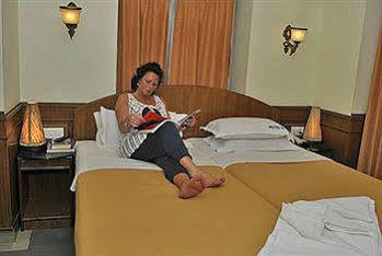 Hotel Mahabs 3*